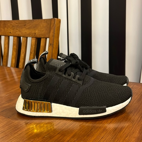 Adidas NMD_R1 Boost Shoes Sneakers EE5172 NMD Boost black metallic Womens Sizes - Picture 3 of 13